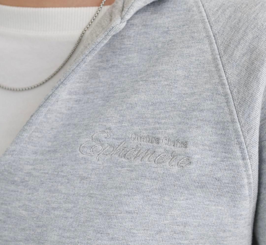 DISCOAT ワンポイント刺繍スウェットドロストフーディ