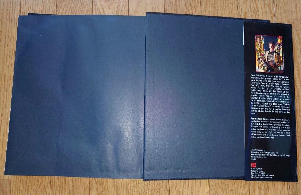 英文書籍「ILM」と映画「SW（旧三部作)」の販促バッチ