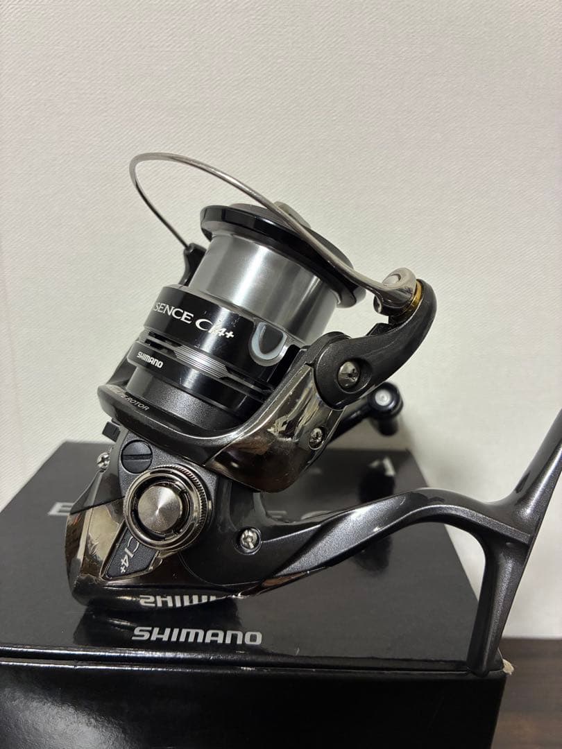 SHIMANO 12EXSENCE C3000HGM　CI4 スピニングリール