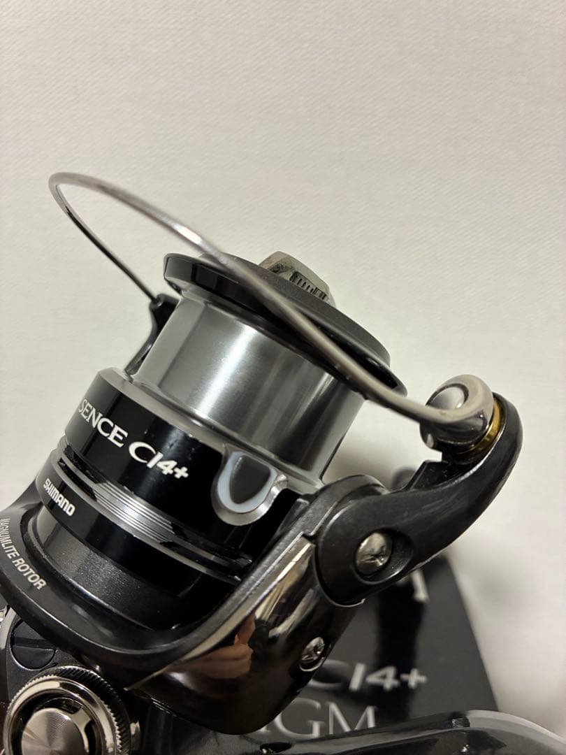 SHIMANO 12EXSENCE C3000HGM　CI4 スピニングリール