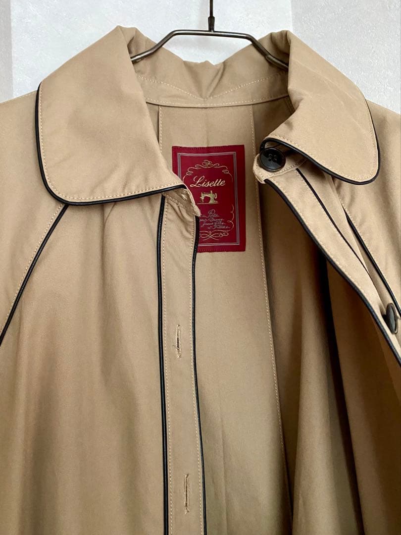 【未使用】Lisette ベージュ トレンチコート＊茶レザーのパイピング