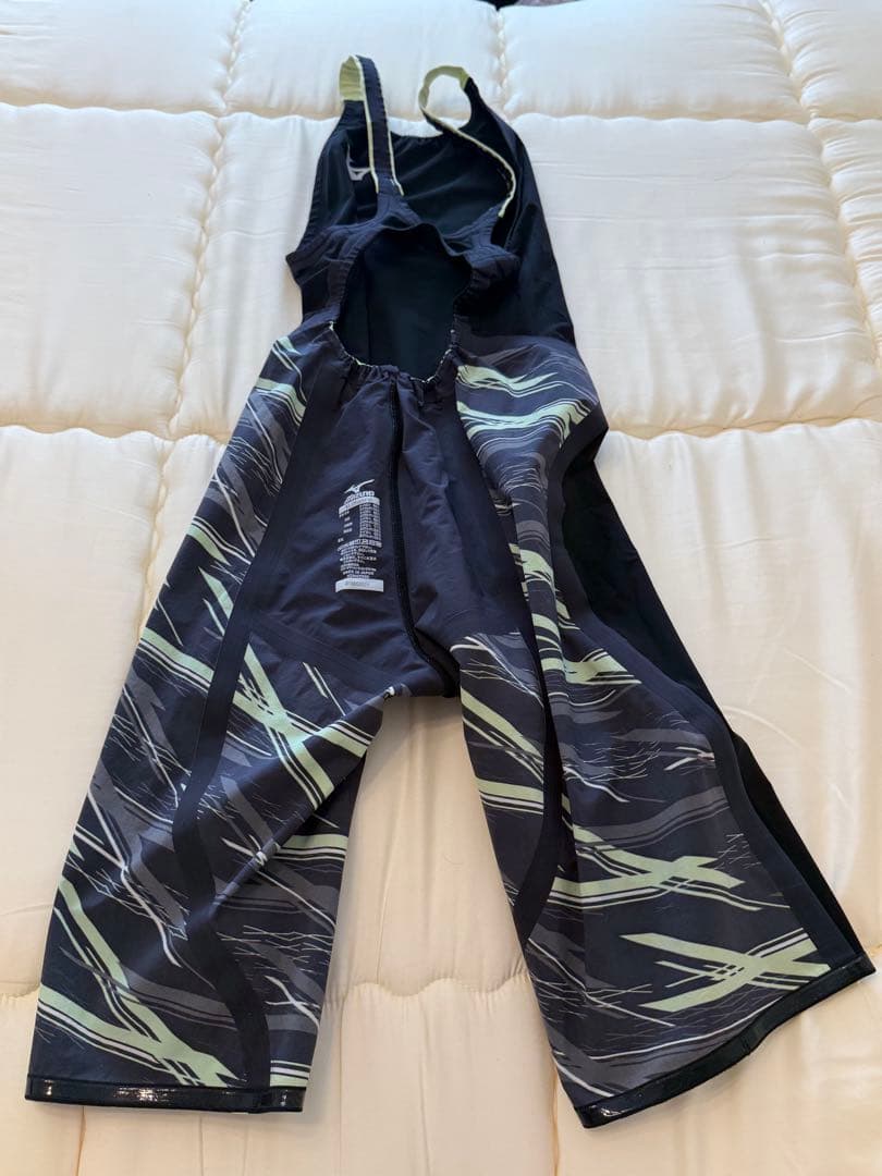 美品　ミズノ　高速水着　競泳水着　GX SONIC NEO SL XL