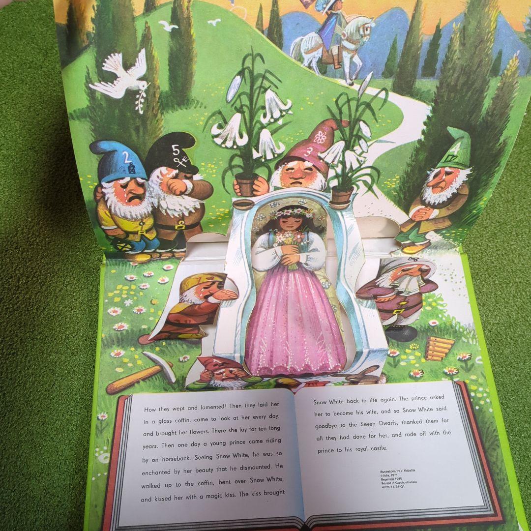 チェコの仕掛けヴィンテージ絵本　白雪姫