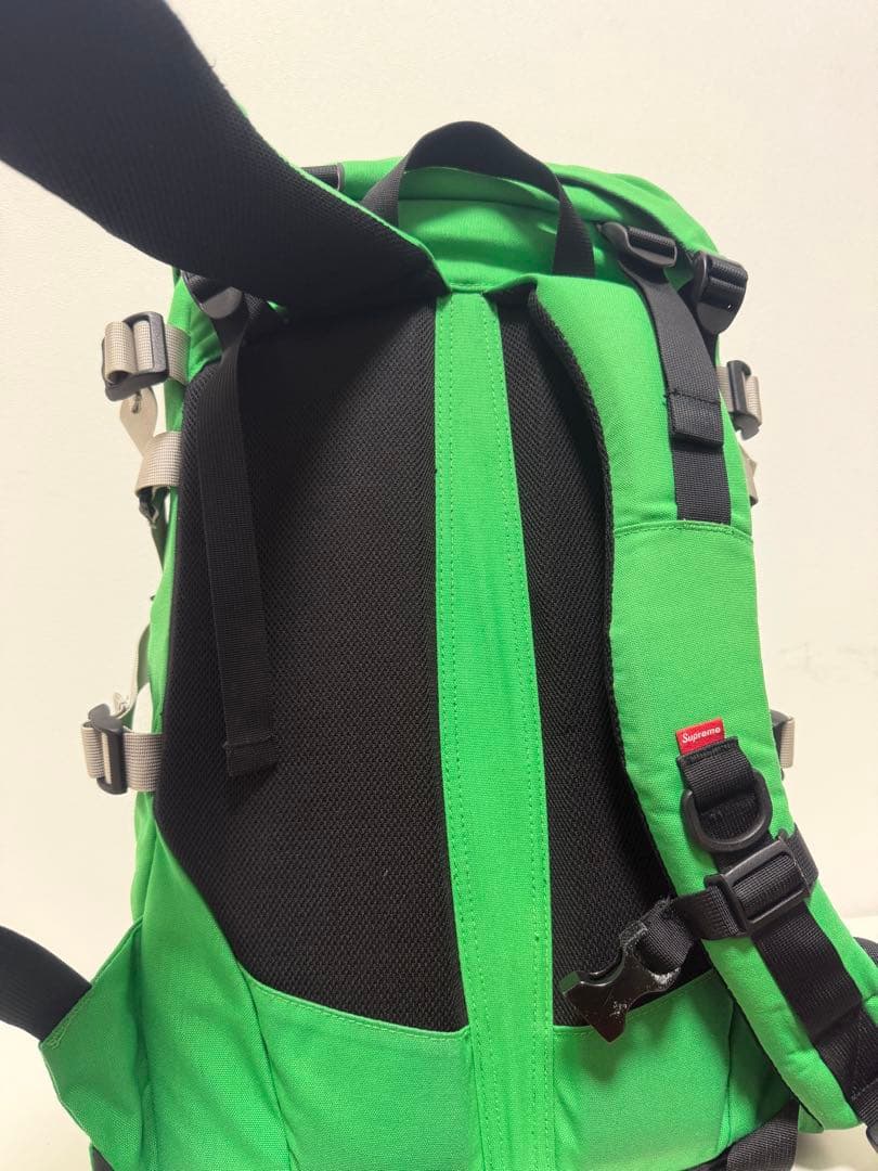 シュプリーム　バックパック　リュック　supreme 緑　グリーン　green
