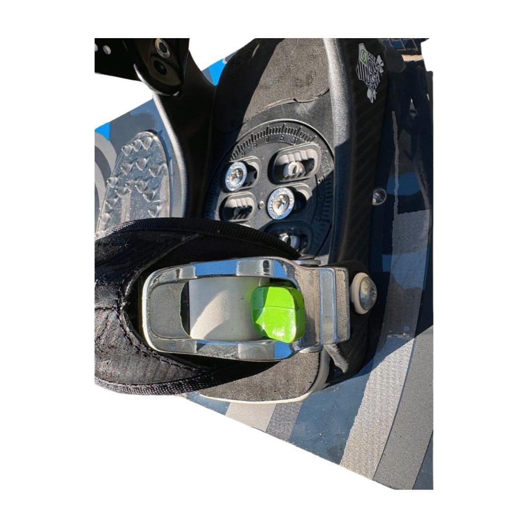 R　BURTON CLASH 151+ Salomon ビンディング