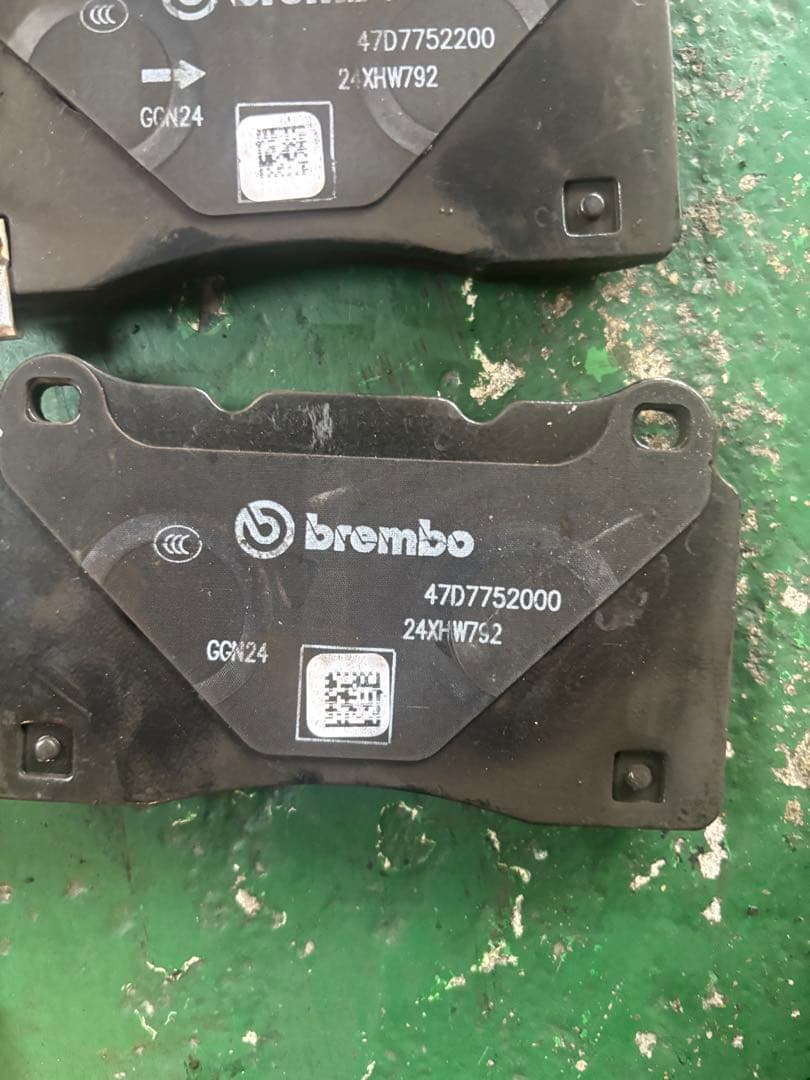 FK8/FL5 TYPE-Rブレーキパッド♥️ほぼ新品♥️残り10mm♥️送料込♥️