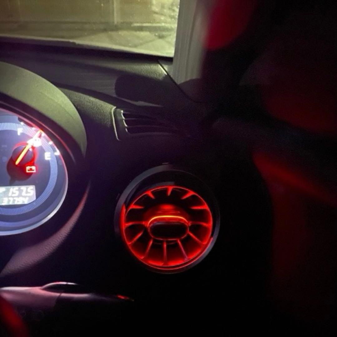 マツダRX-8用　メルセデス・ベンツW247 Bクラス流用　エアコンベント