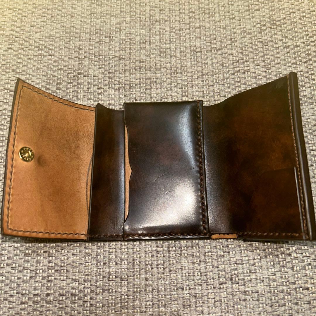 コードバン三つ折り財布 ブラウン