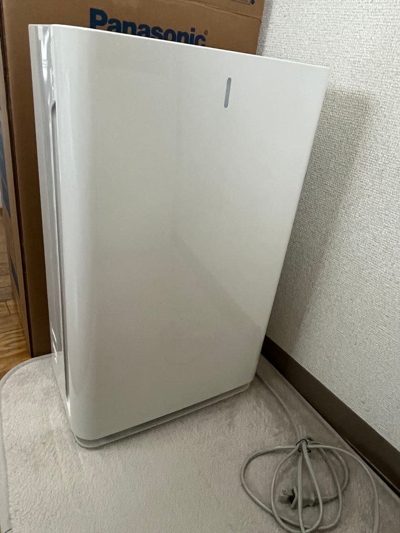 【美品】パナソニック F-PXY60-W ナノイー搭載 空気清浄機 ホワイト