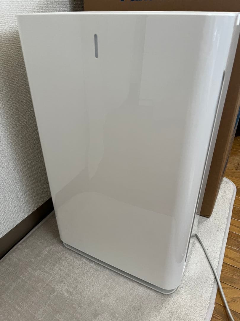 【美品】パナソニック F-PXY60-W ナノイー搭載 空気清浄機 ホワイト