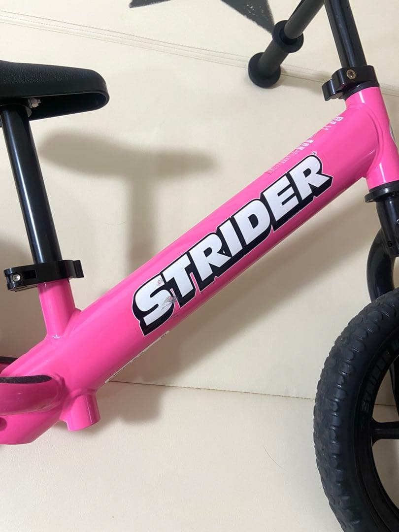 STRIDER ストライダー　バランスバイク ピンク 12インチ　スポーツ