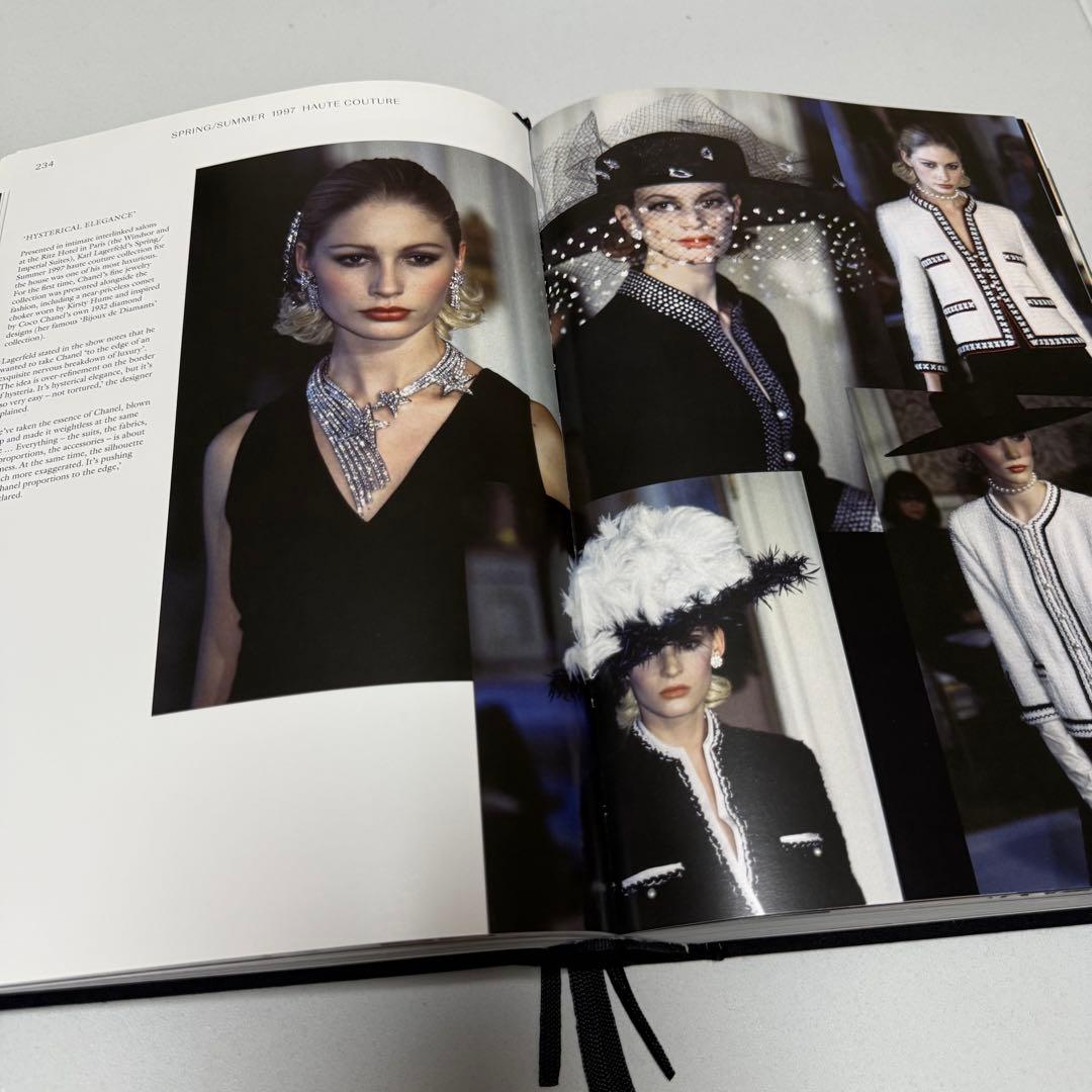 【フォロワー割済み】CHANEL CATWALK 本 インテリア 洋書