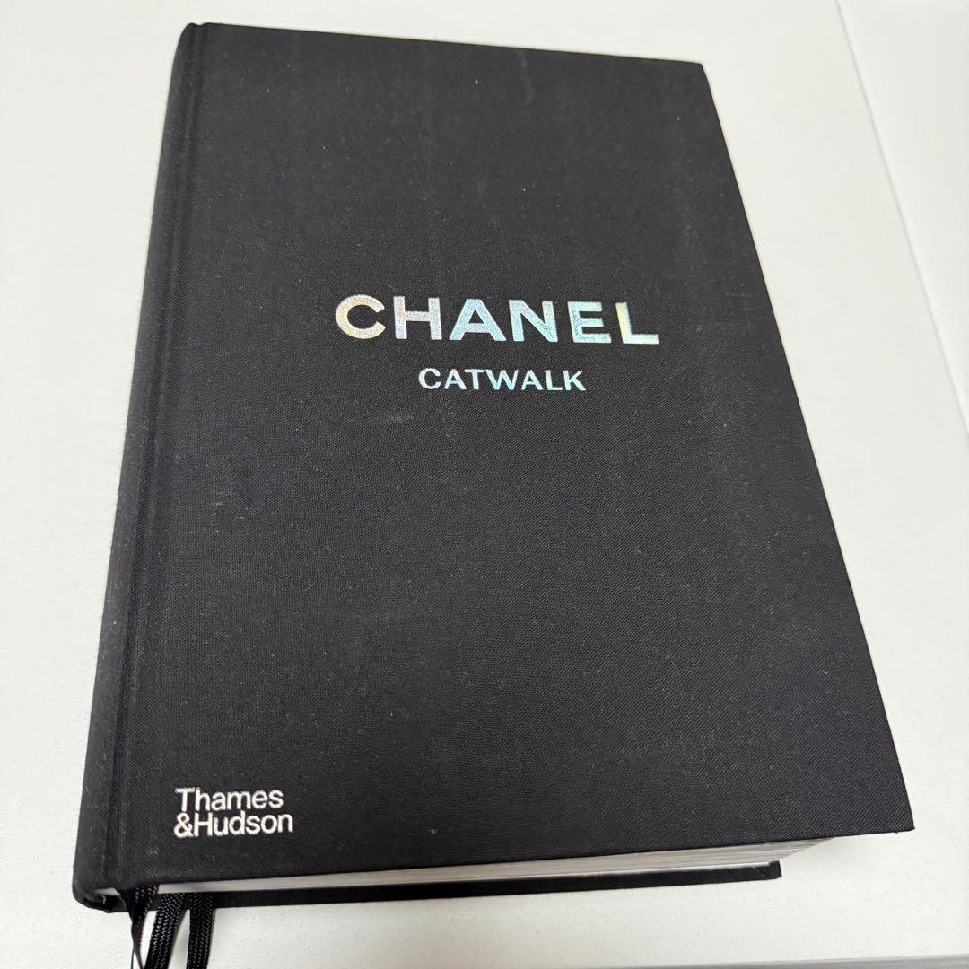 【フォロワー割済み】CHANEL CATWALK 本 インテリア 洋書
