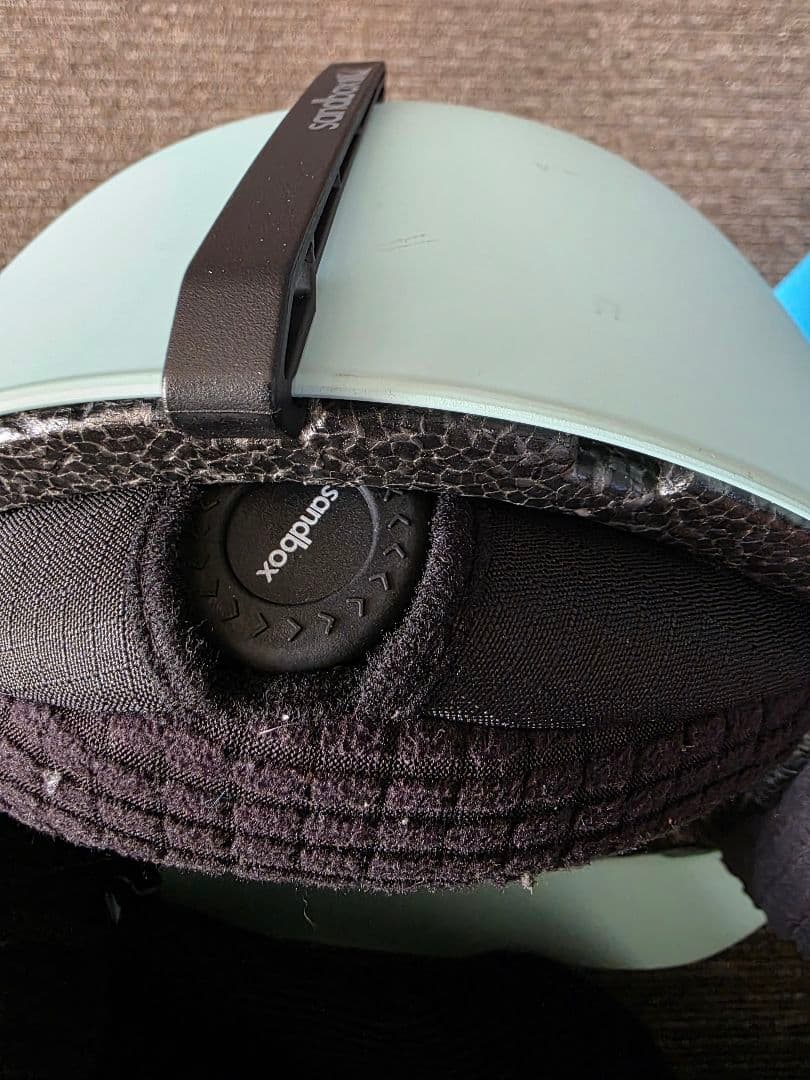 sandboxヘルメットmint L/XL ダイヤル調整付き