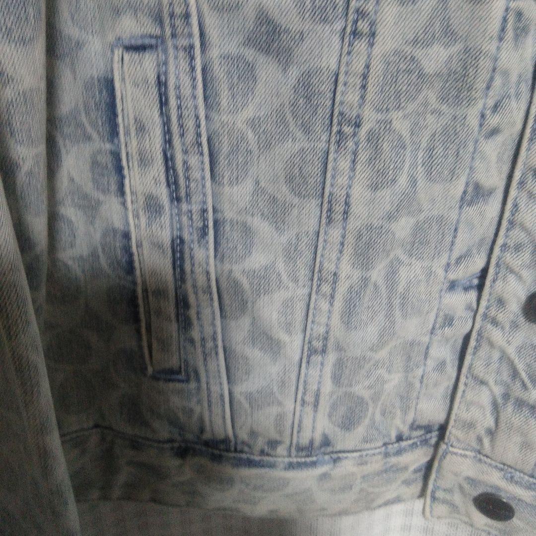 COACH デニムジャケット ライトブルー本日特価24500円です