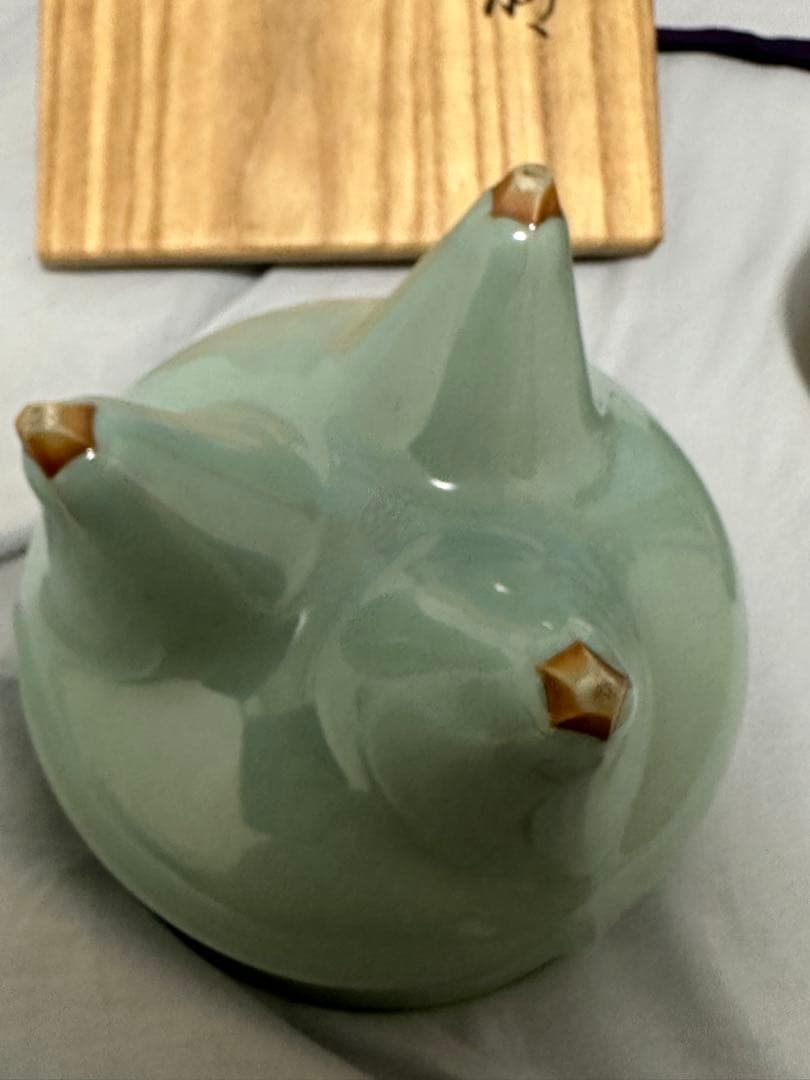 は*ま様 諏訪蘇山作 香炉 青磁 袴腰 三足香炉 純銀 花刻透し火屋 信幸造