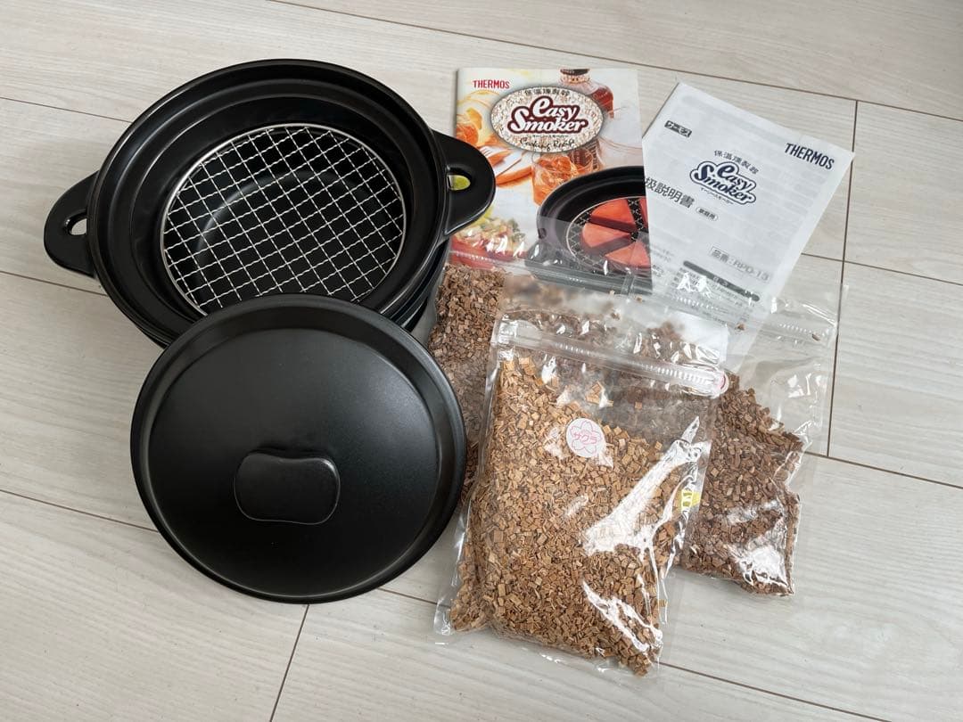 【美品】THERMOS 燻製器 スモーカー 燻製チップ3種セット