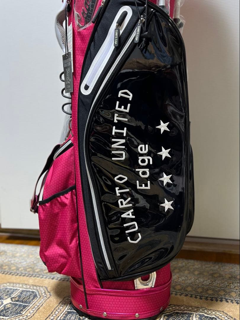 コース映え確実！大人可愛いピンク 【クアルトユナイテッドエッジ 】キャディバッグ