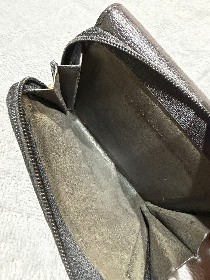 イルビゾンテ(IL BISONTE)三つ折り財布