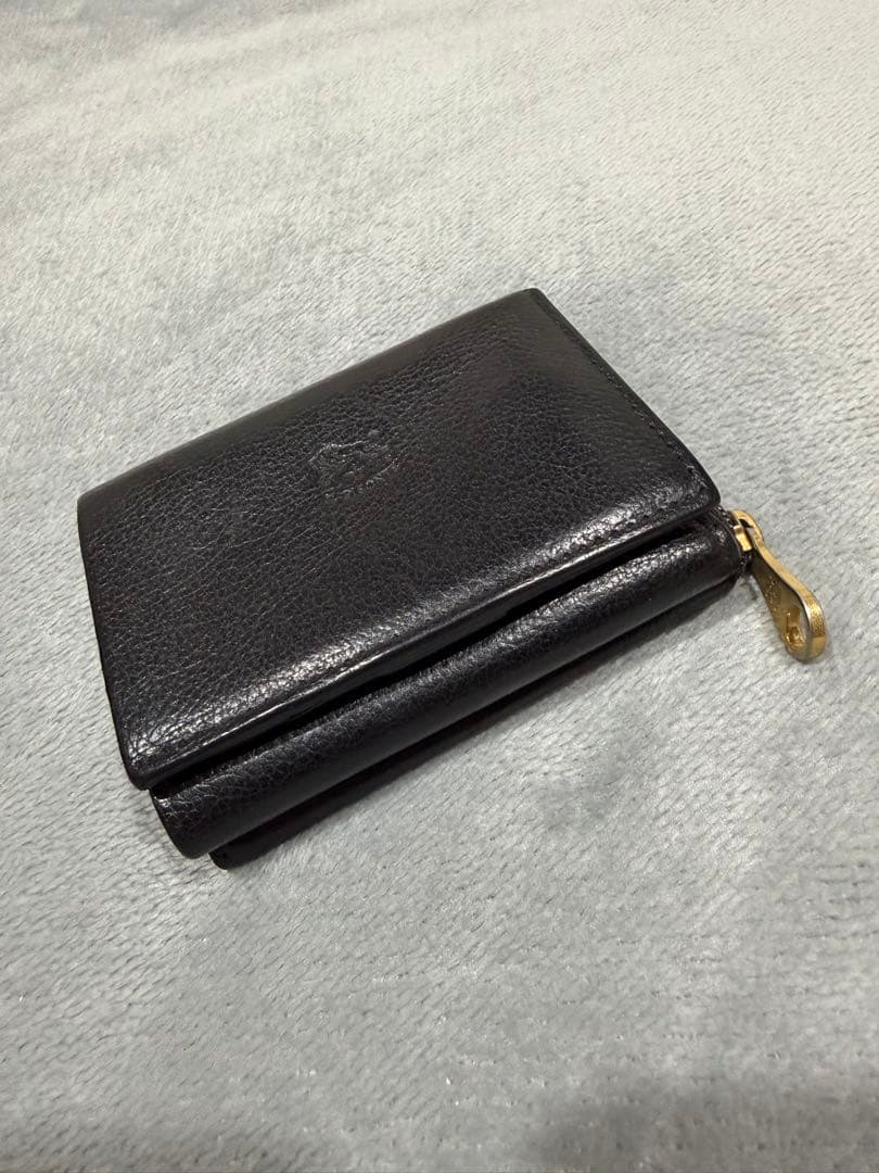 イルビゾンテ(IL BISONTE)三つ折り財布