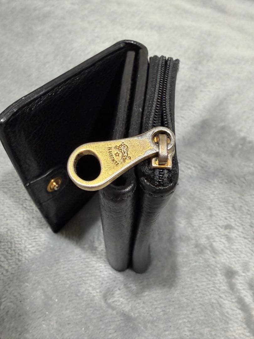 イルビゾンテ(IL BISONTE)三つ折り財布
