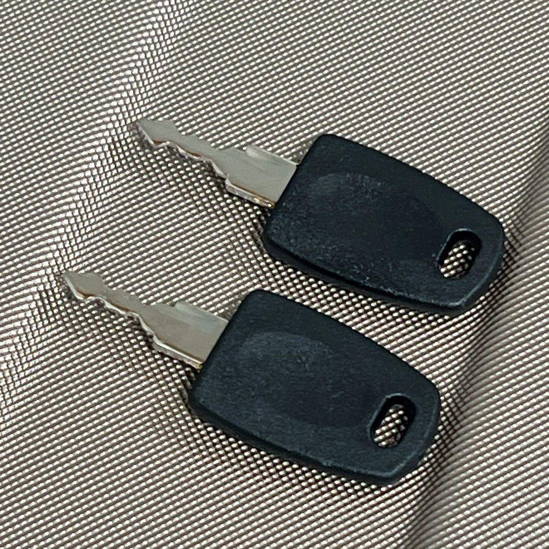 美品 無印良品 MUJI バーを自由に調節できるハードキャリーケース 35L