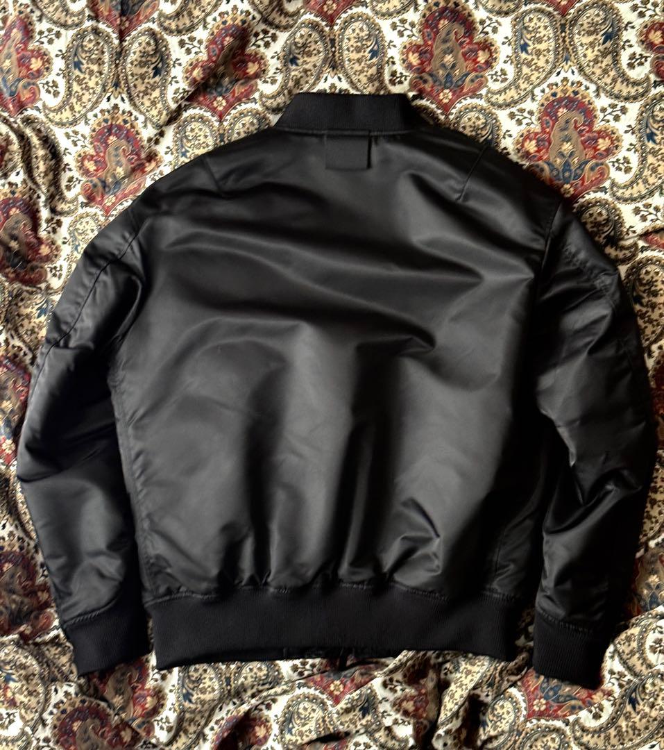 ユニクロ　+J　ハイブリッドダウンオーバーサイズMA-1ブルゾン