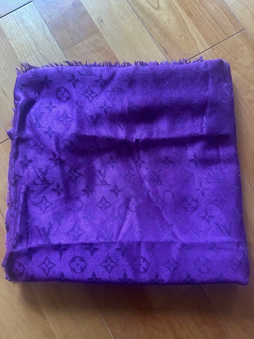 LOUIS VUITTON ショールモノグラム　パープル