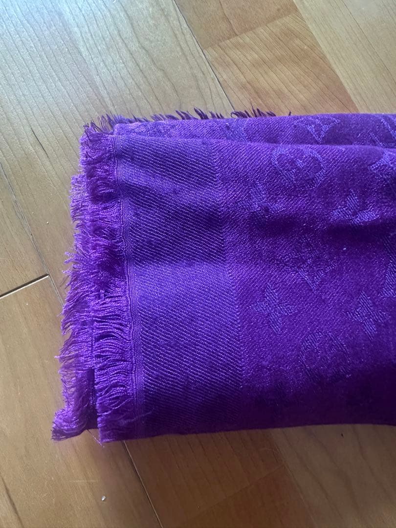 LOUIS VUITTON ショールモノグラム　パープル