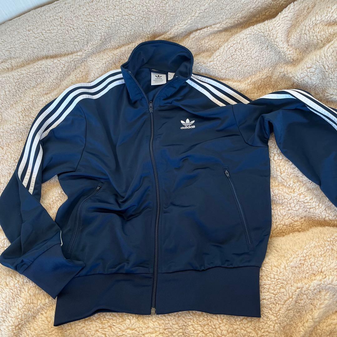 さ*し様 adidas トラックジャケット　ネイビー