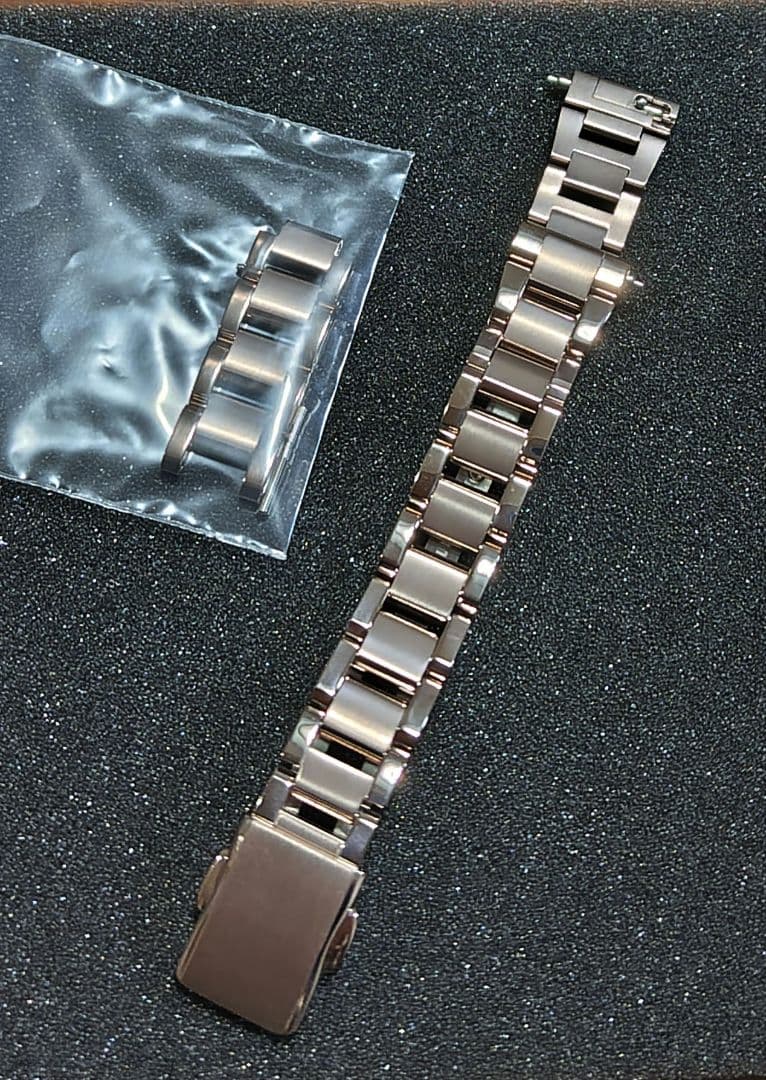 限定 極美品 シチズン xC クロスシー ES9506-54N