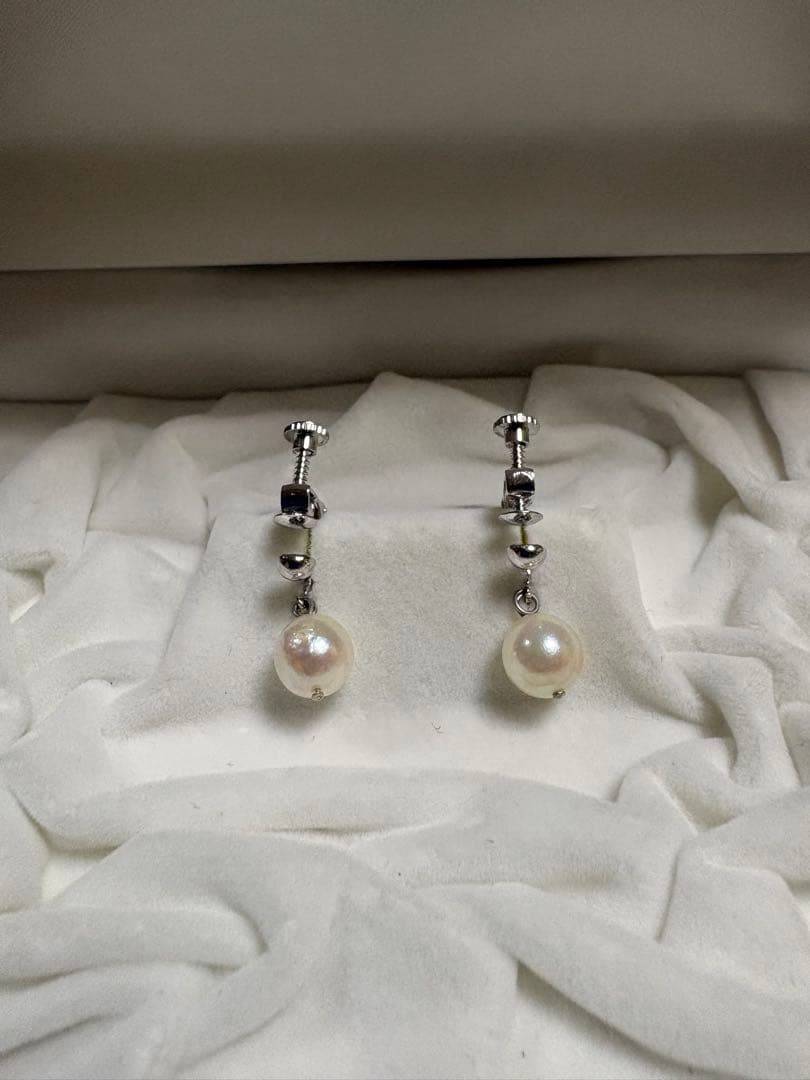 本真珠パールネックレスイヤリングセット　8mm 44cm シルバー　値段交渉歓迎