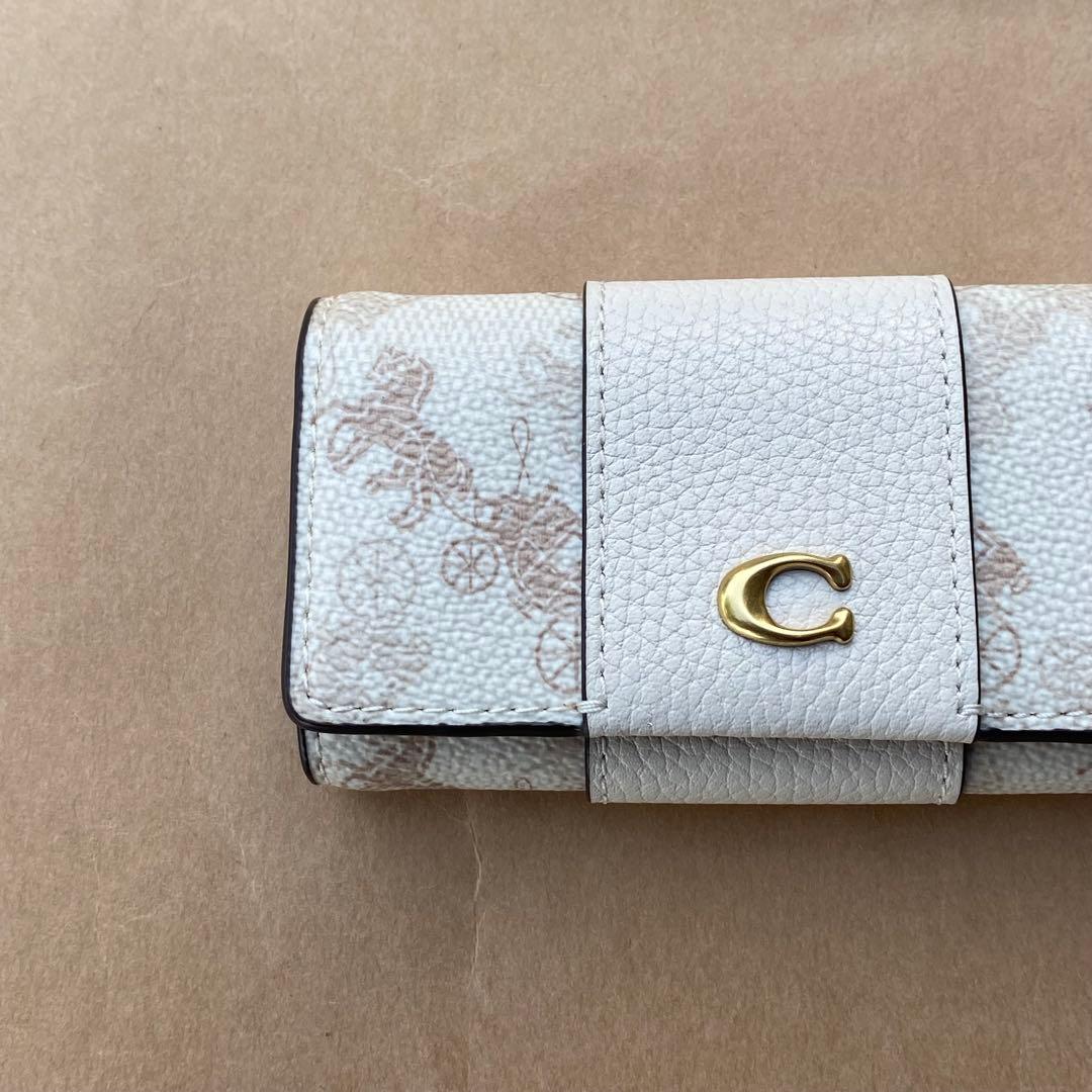 キーホルダー　キーケース　キーリング　ホワイト