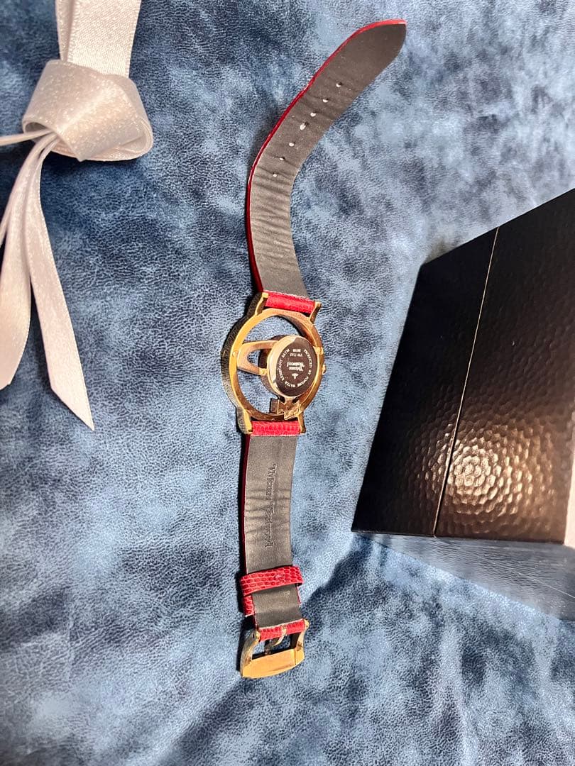 Vivienne Westwood アナログ腕時計 レッド