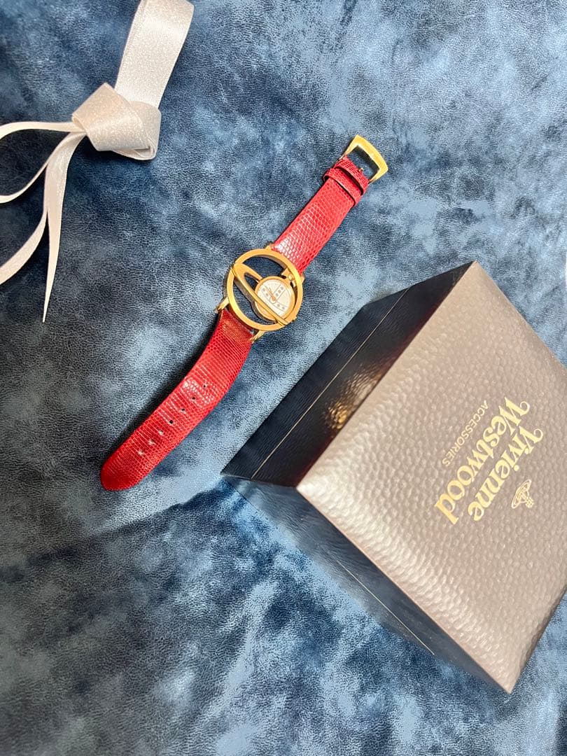 Vivienne Westwood アナログ腕時計 レッド