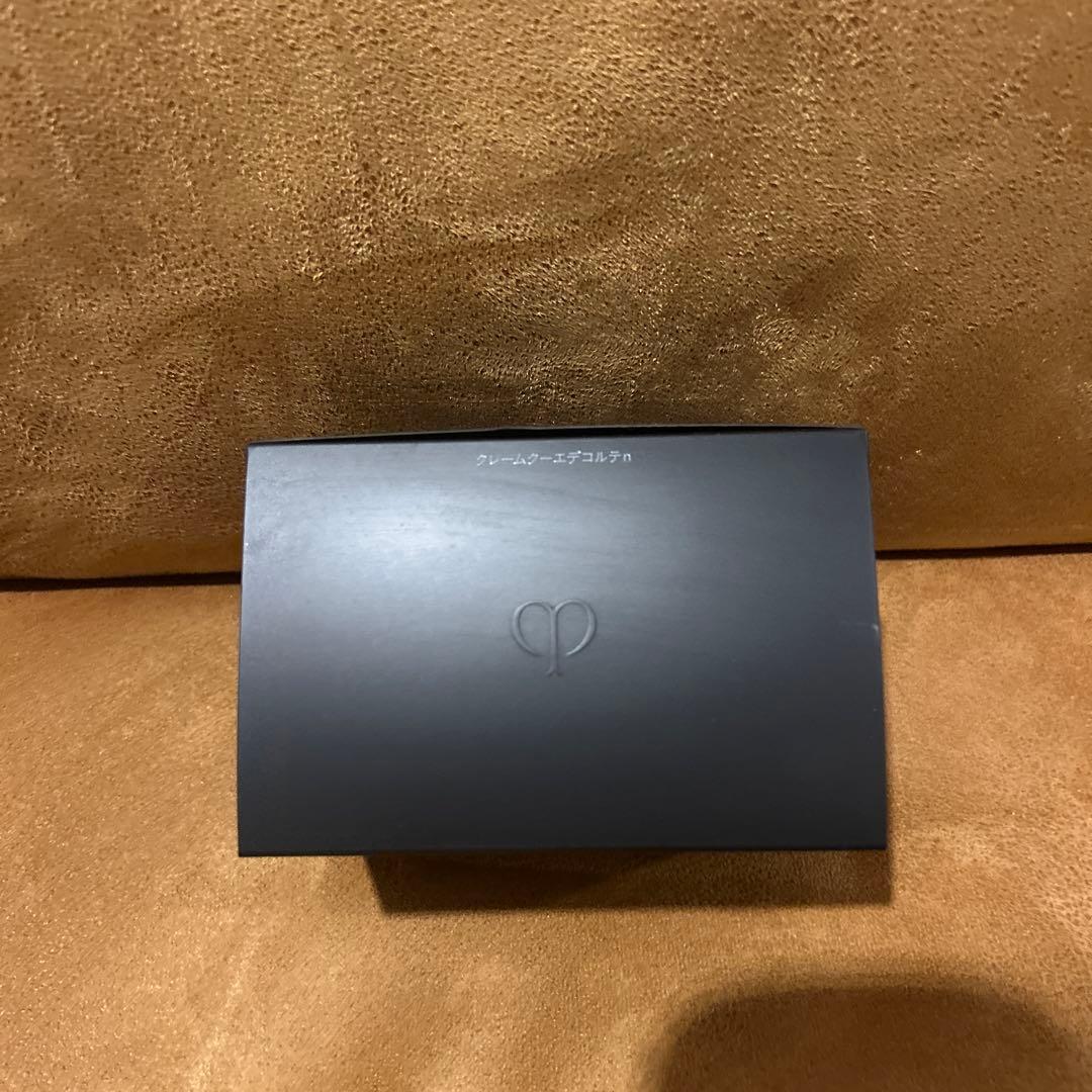 【新品未使用品】クレ・ド・ポー ボーテ シナクティフ クレームクーエデコルテn