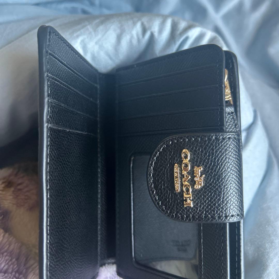 超美品COACH ブラック 二つ折り財布早い物勝ちレア品値引き交渉あり