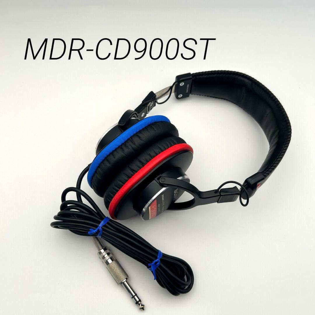 SONY モニターヘッドホン　MDR-CD900ST