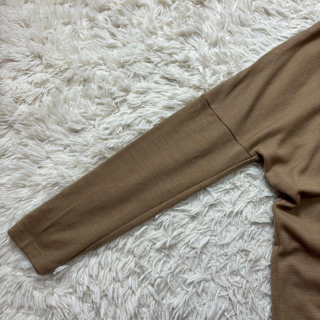 【美品】COGTHEBIGSMOKE ルーズハイネックトップ　茶色　22AW