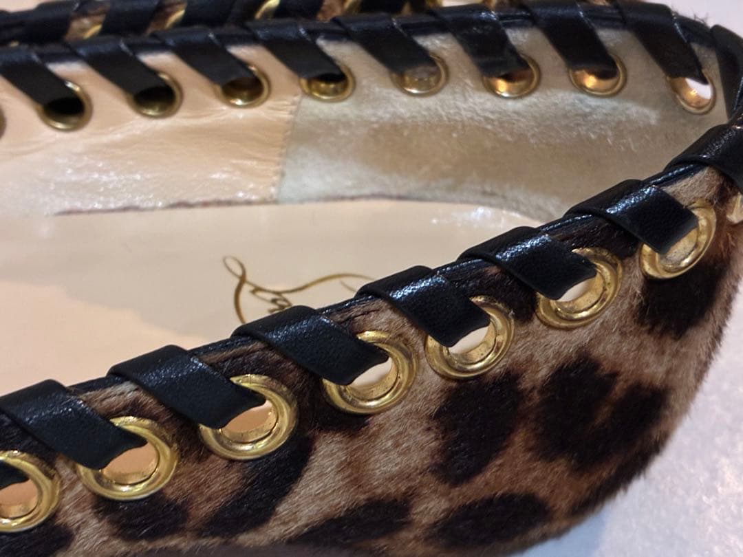 クリスチャンルブタンLouboutinレオパードハラコフラットシューズ37