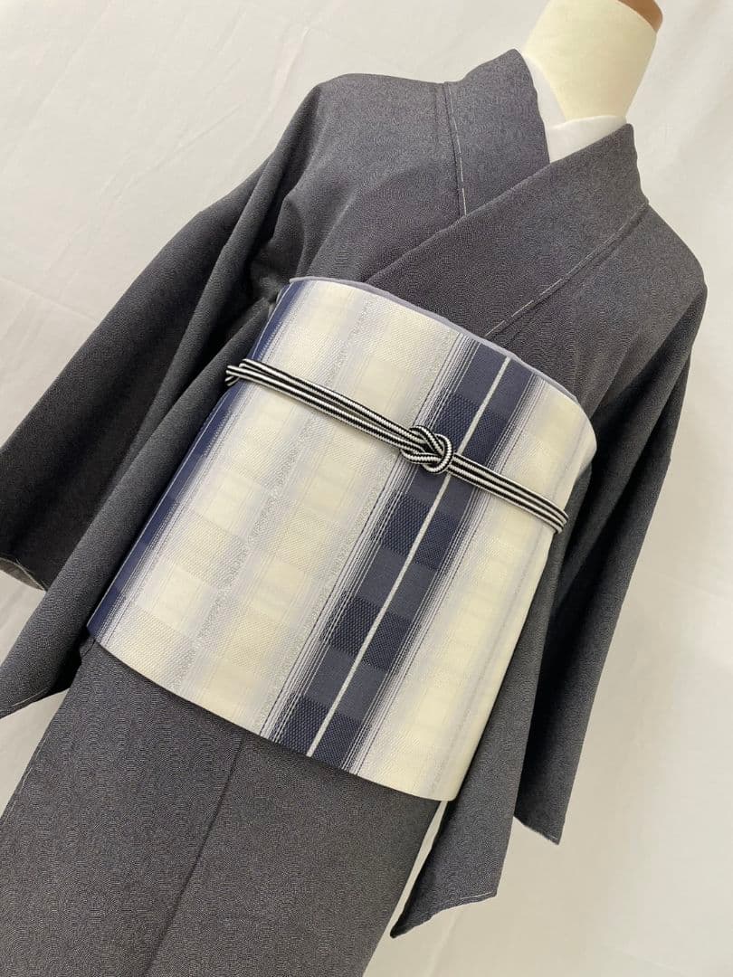 お見分け済　新品未使用　正絹袷　極鮫小紋(江戸小紋)単品