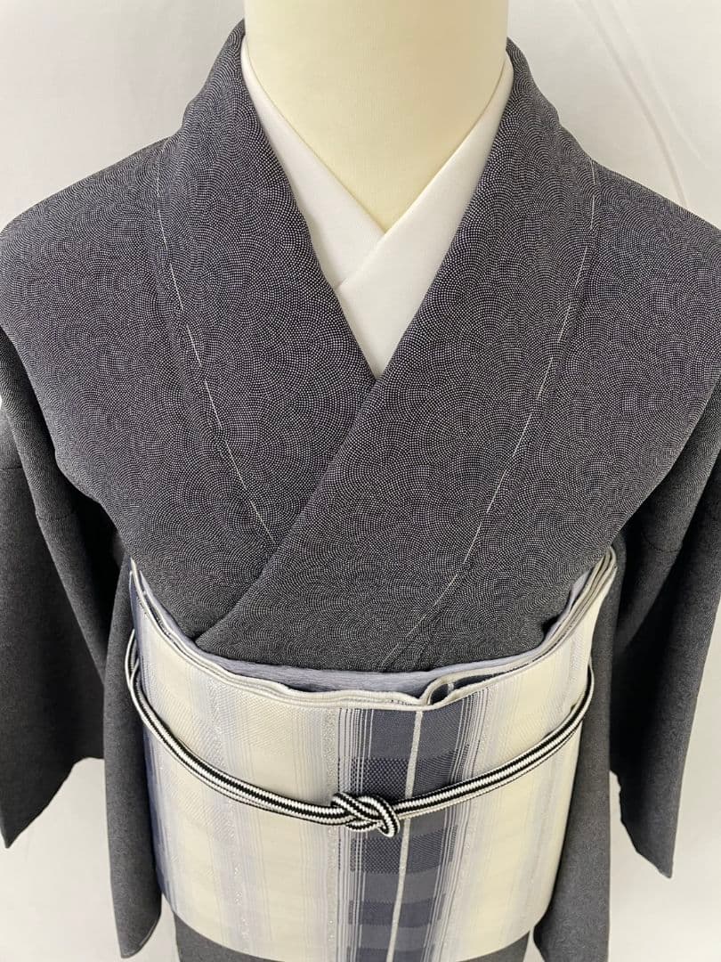 お見分け済　新品未使用　正絹袷　極鮫小紋(江戸小紋)単品