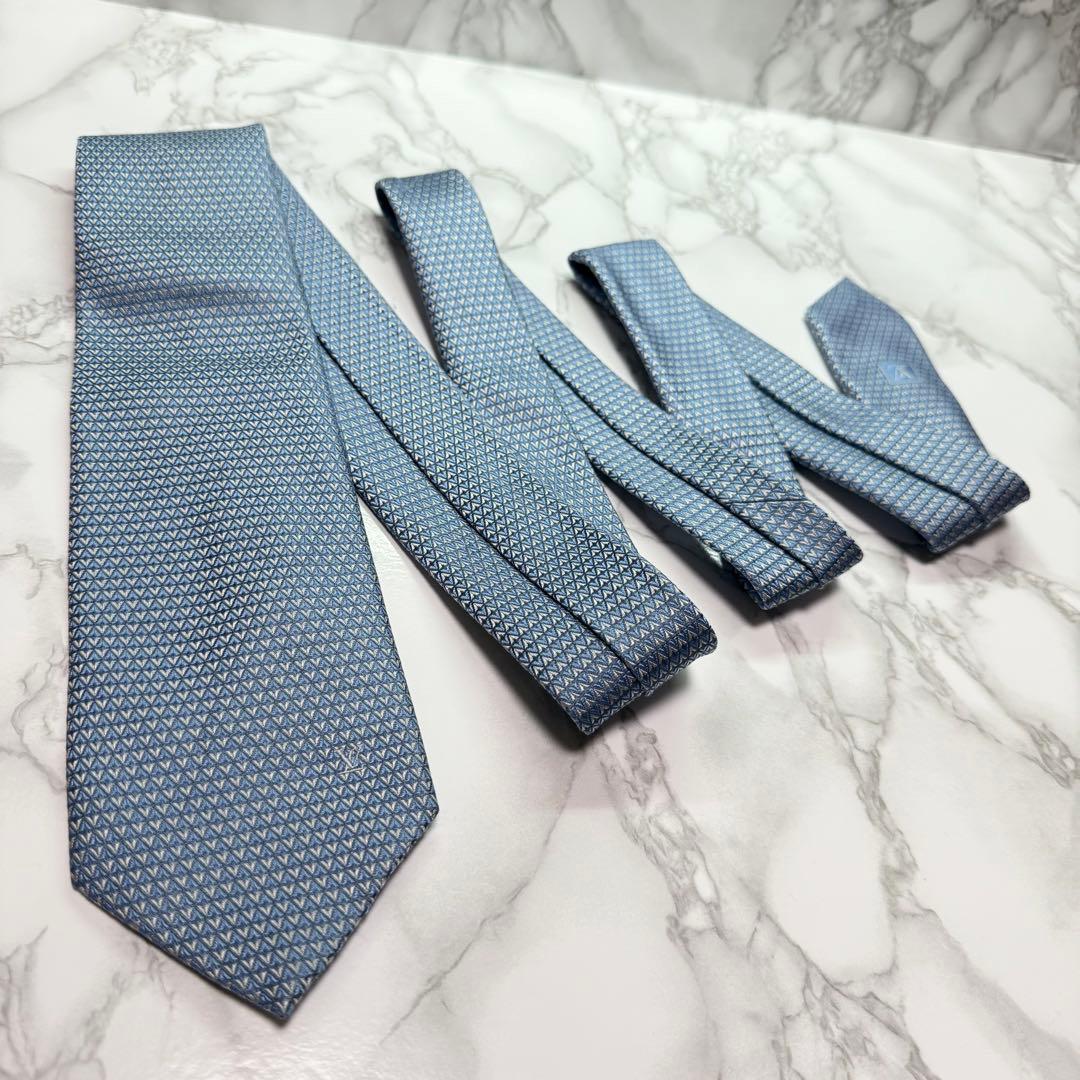 ✨極美品✨ 現行 LOUIS VUITTON ネクタイ シルク ダイヤモンドV