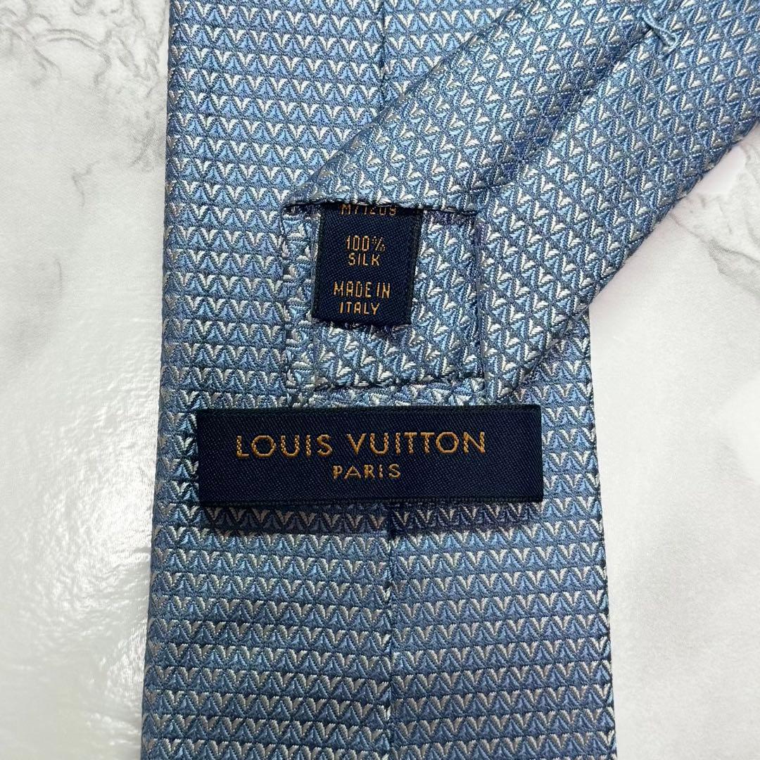 ✨極美品✨ 現行 LOUIS VUITTON ネクタイ シルク ダイヤモンドV