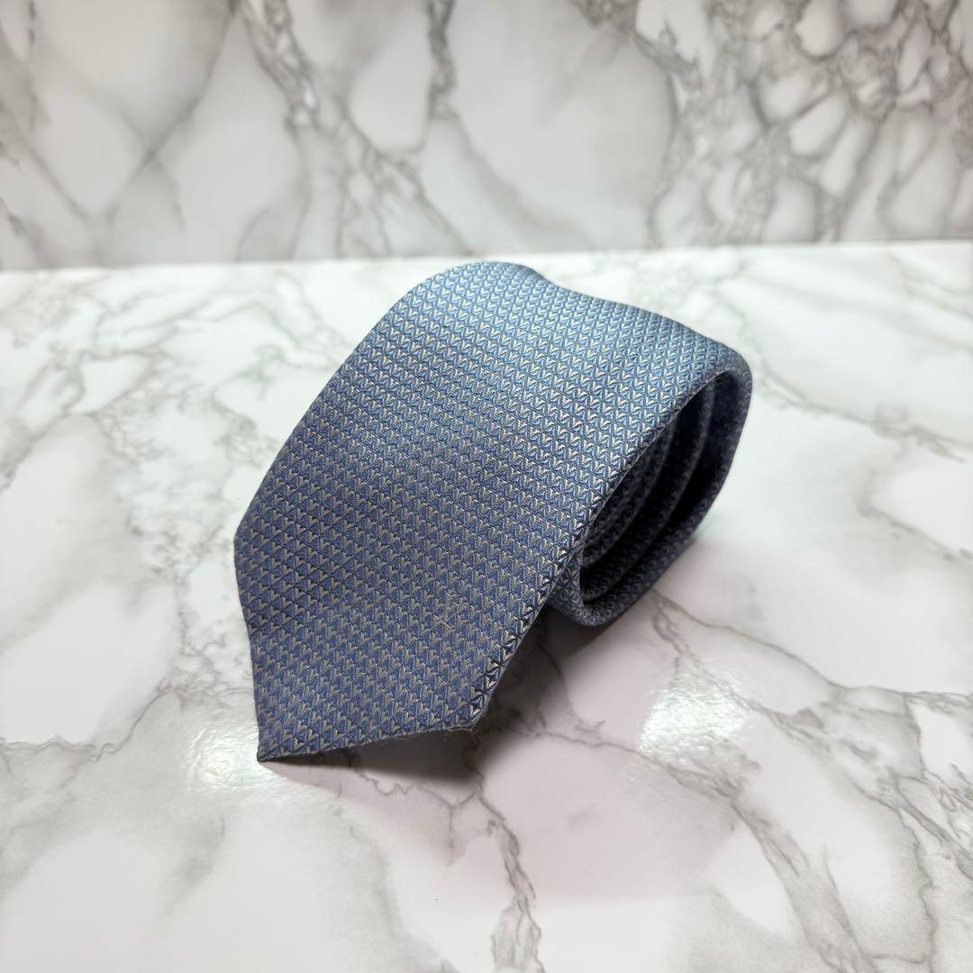 ✨極美品✨ 現行 LOUIS VUITTON ネクタイ シルク ダイヤモンドV