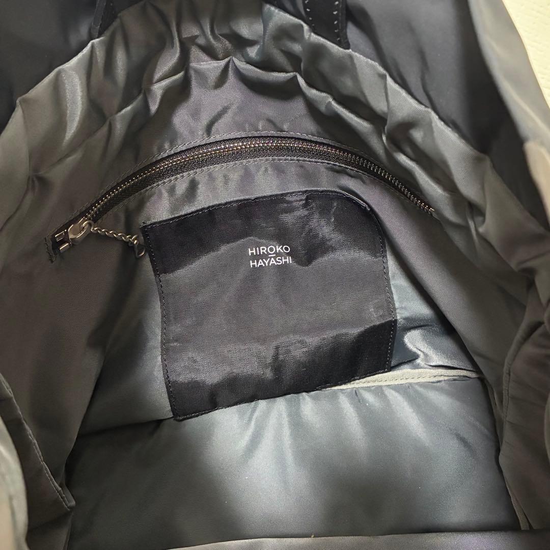 美品 ヒロコハヤシ LUINI ルイーニ ネイビー ミニマル トートバッグ A4