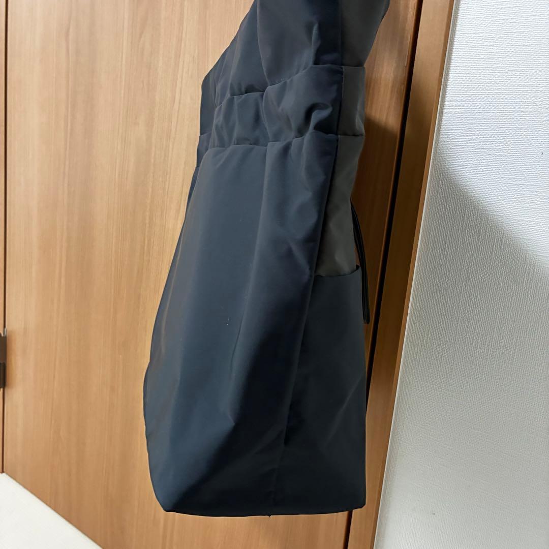 美品 ヒロコハヤシ LUINI ルイーニ ネイビー ミニマル トートバッグ A4