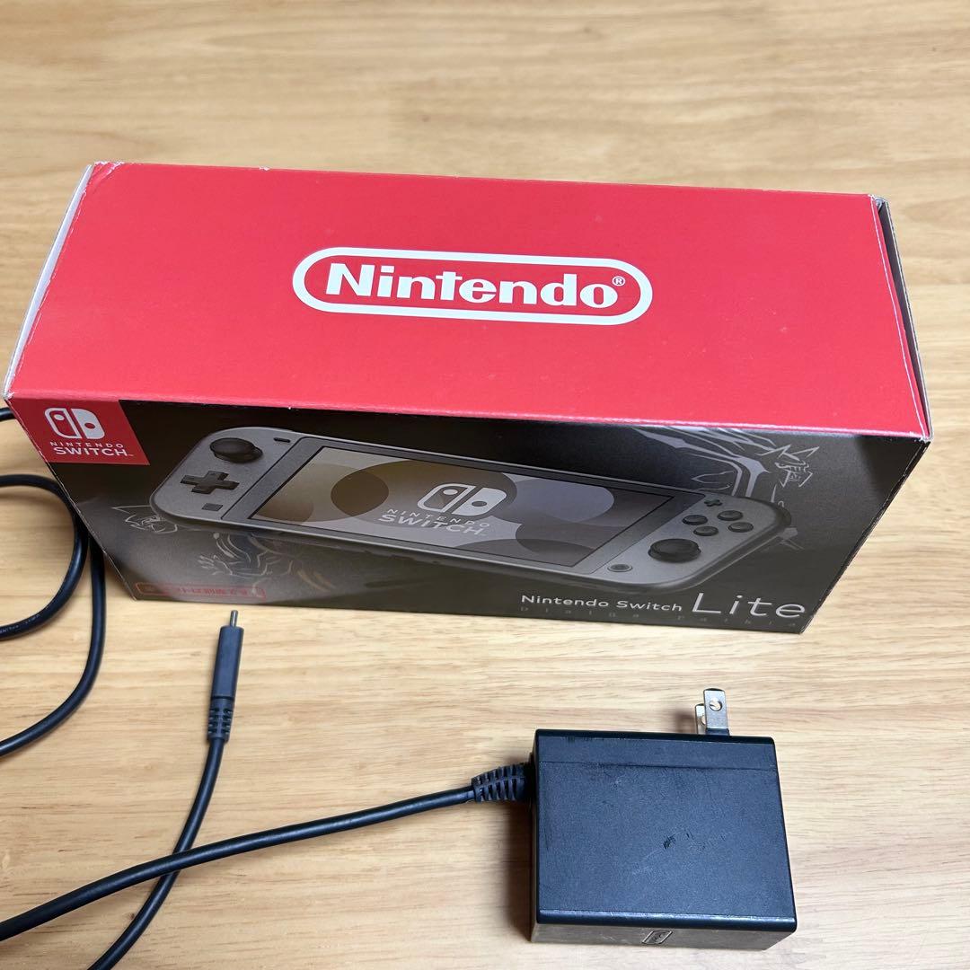 Switch Lite 限定デザイン　ポケモン　ディアルガ　パルキア