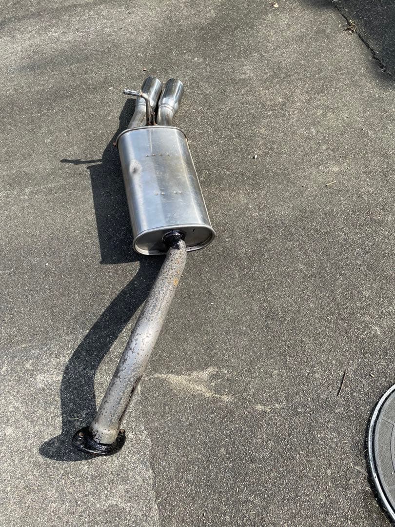 カローラルミオン用、モデリスタマフラー！　最終値下げ‼️