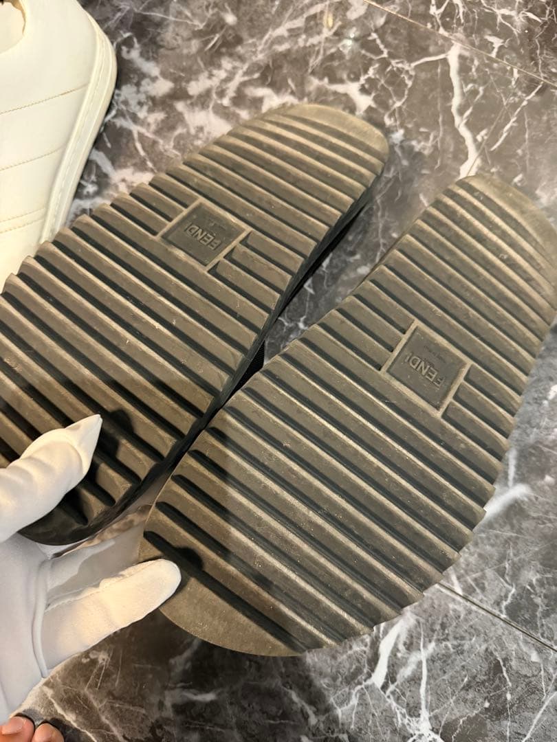 メ*3様 Fendi シャワーサンダル